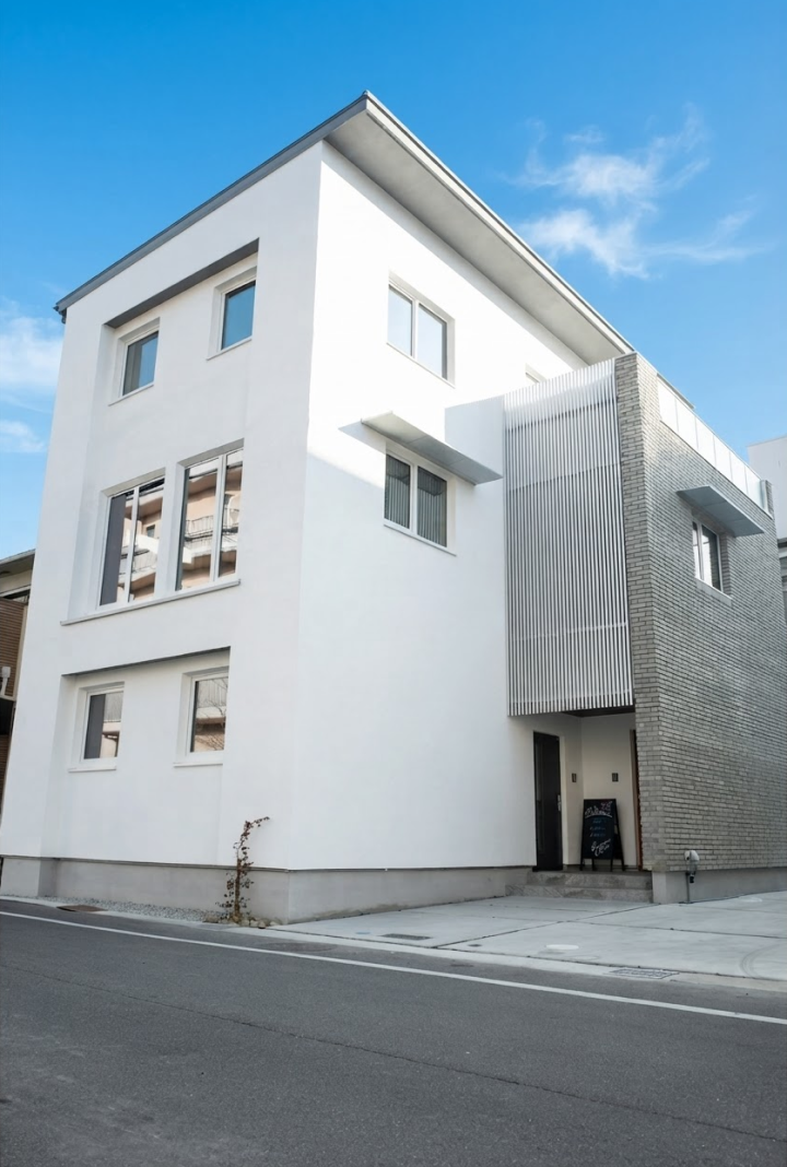 大阪府モデルハウスの3階建て外観